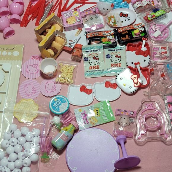 Hello Kitty MGA Make it Miniverse Food Lot Sanrio Parts Toy Barbie Y2K Miniature - Picture 9 of 16